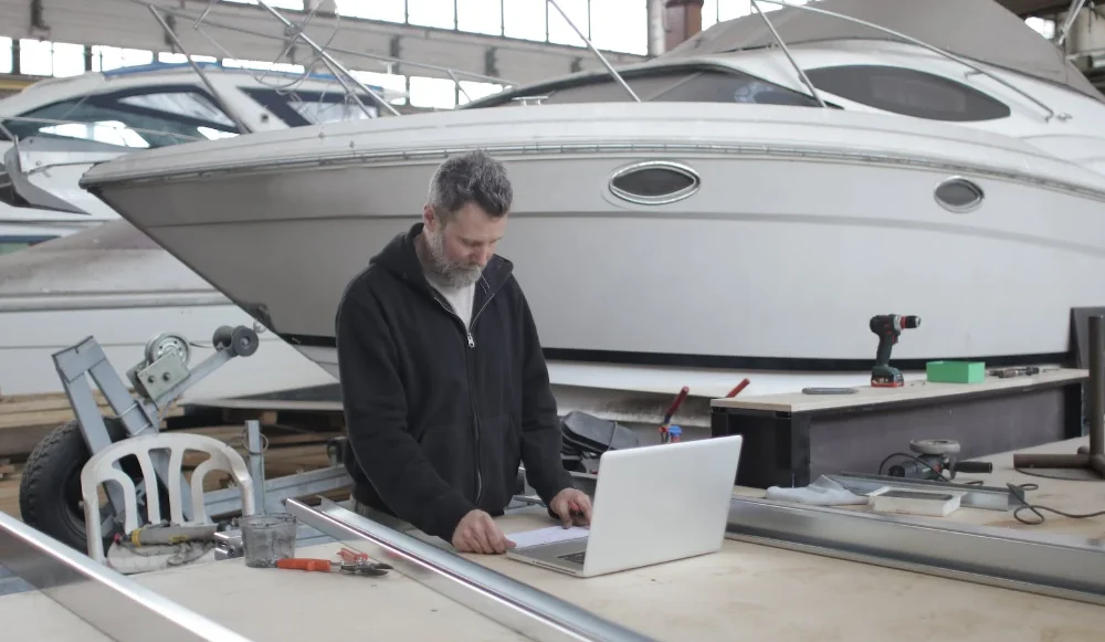 Сервизен център